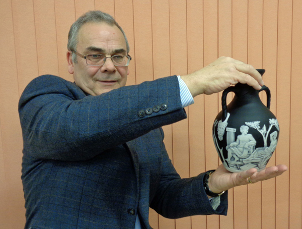 Ian Drury shows 'Portland Vase' from Stoubridge